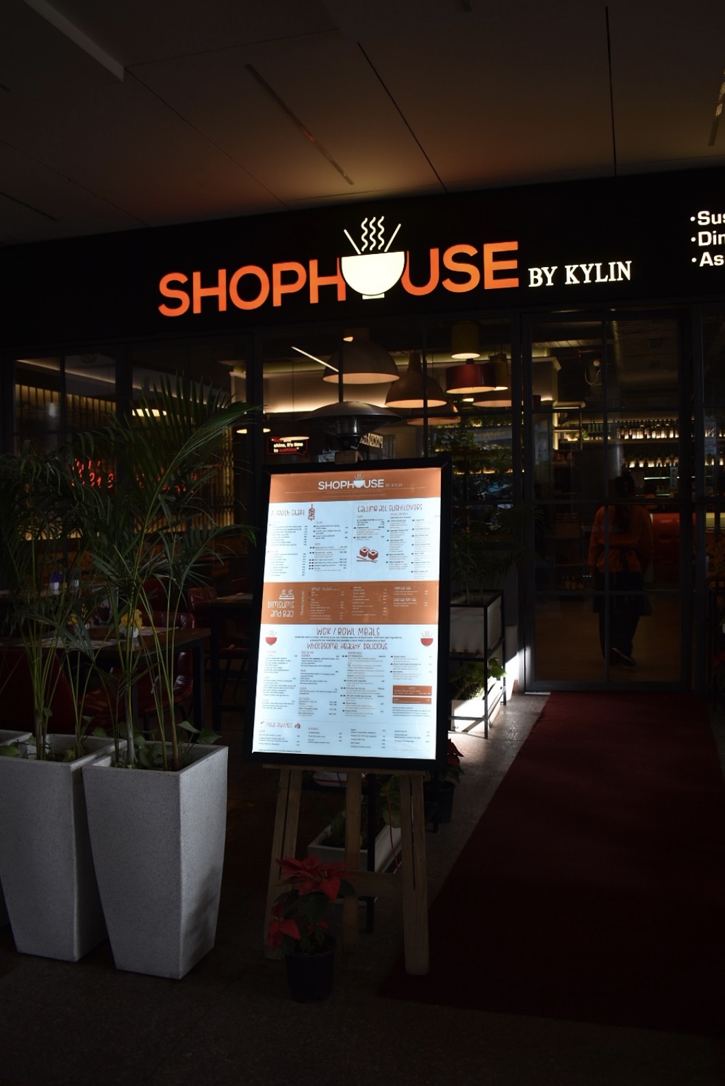 Shophouse by kylin (worldmark sec-65) interior